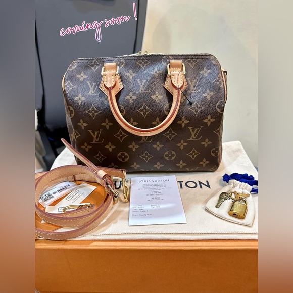 Meet your Posher, Agnes - Picture 2 of 16